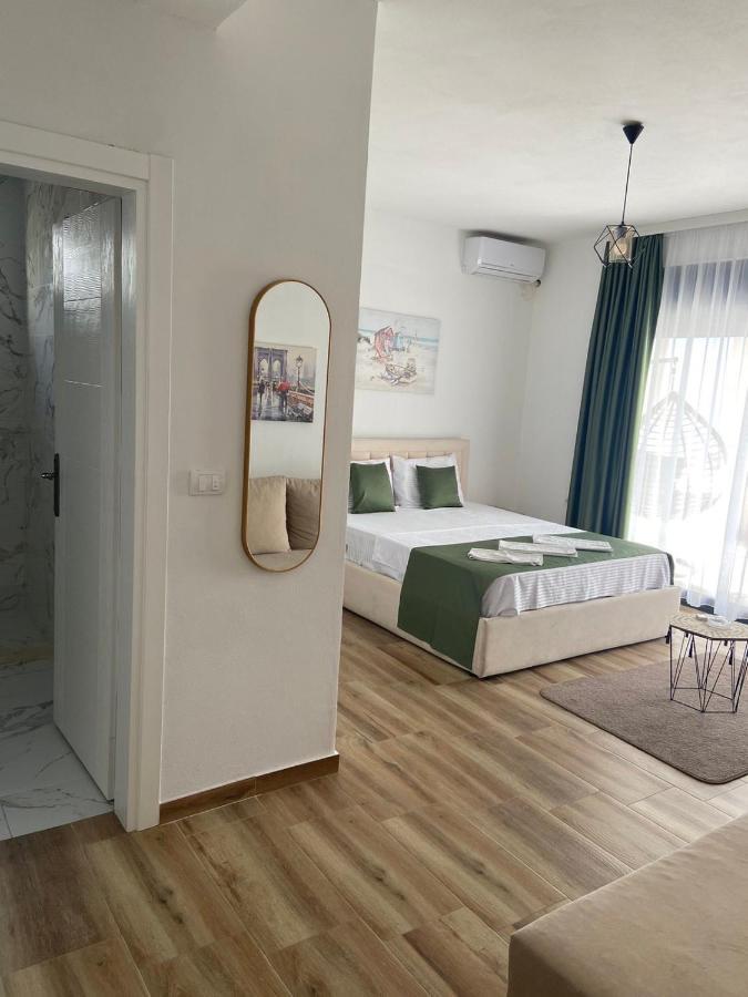 Apartman Xhan *