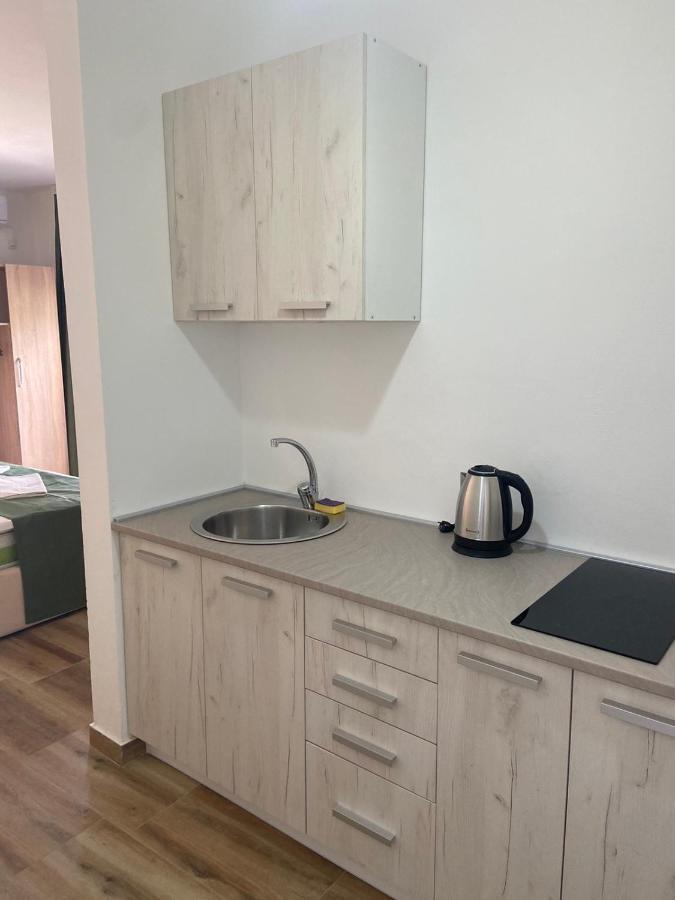 Apartman Xhan *